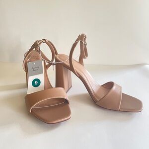 Women's Tan Block Heel Sandals - Classic Strappy Design